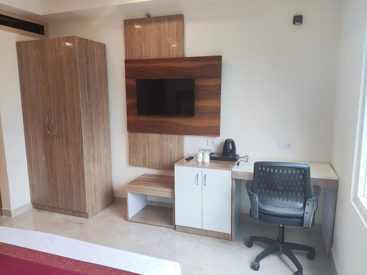 Hotel Xenia - Varanasi — Photos 3